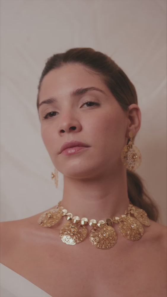 
                      
                        Load and play video in Gallery viewer, Parana, 18k Gold FIlled set, Handmade in Brasil
                      
                    