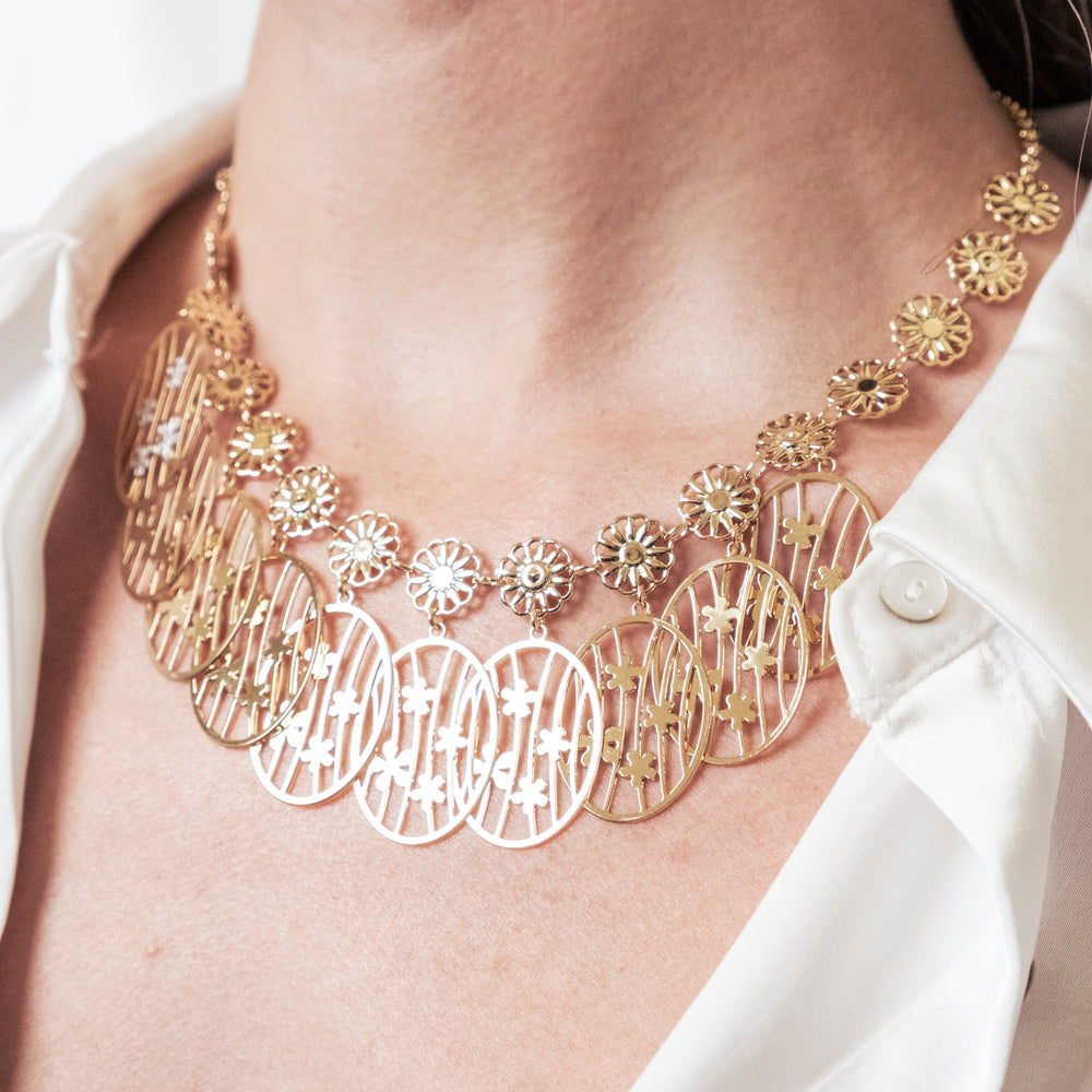 
                      
                        Victoria, 18k Gold FIlled set, Handmade in Brasil
                      
                    