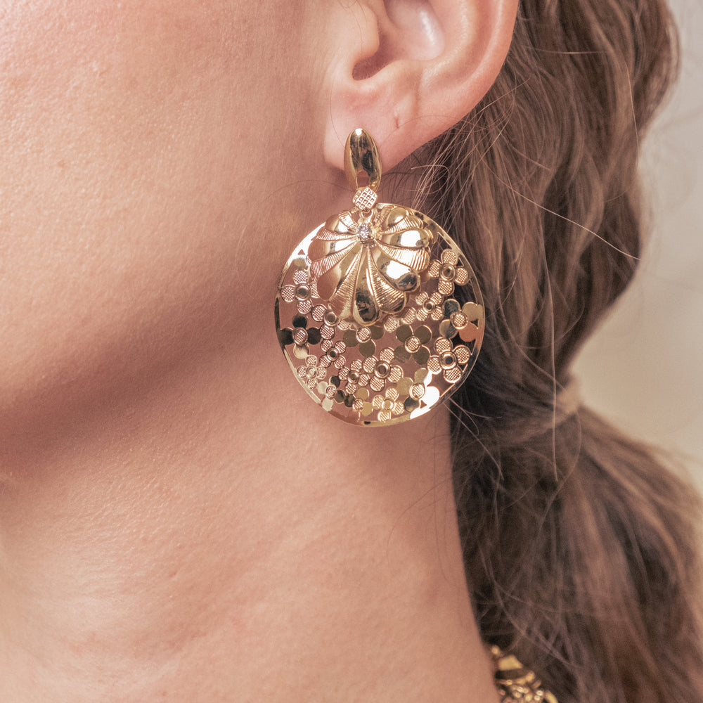 
                      
                        Esme 18k Gold FIlled set, Handmade in Brasil
                      
                    