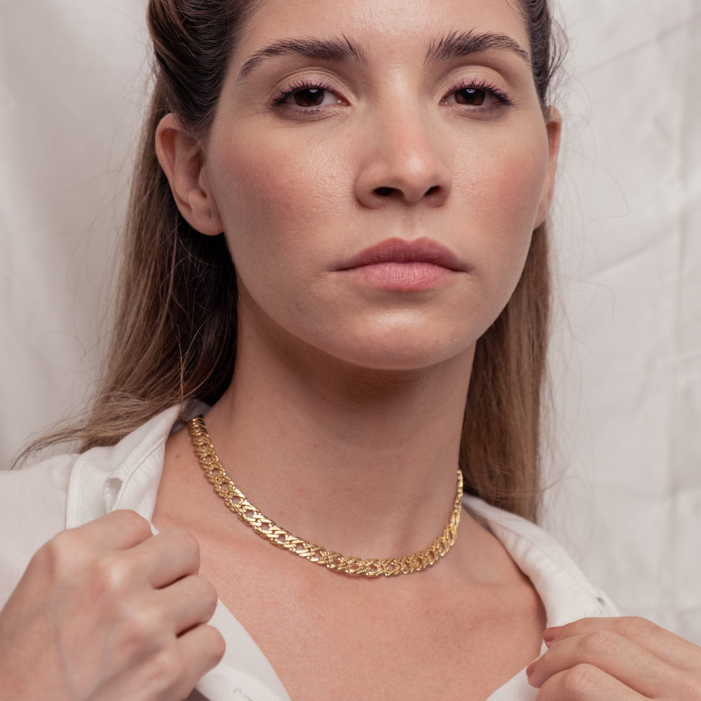 
                      
                        April, 18k high quality Gold Filled Necklace, Hand made in Brazil
                      
                    