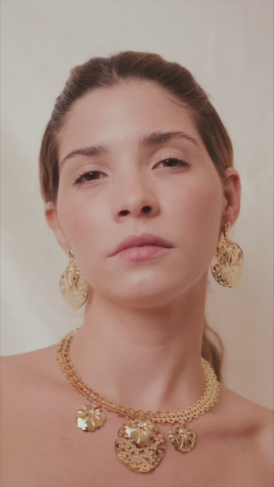 
                      
                        Load and play video in Gallery viewer, Esme 18k Gold FIlled set, Handmade in Brasil
                      
                    